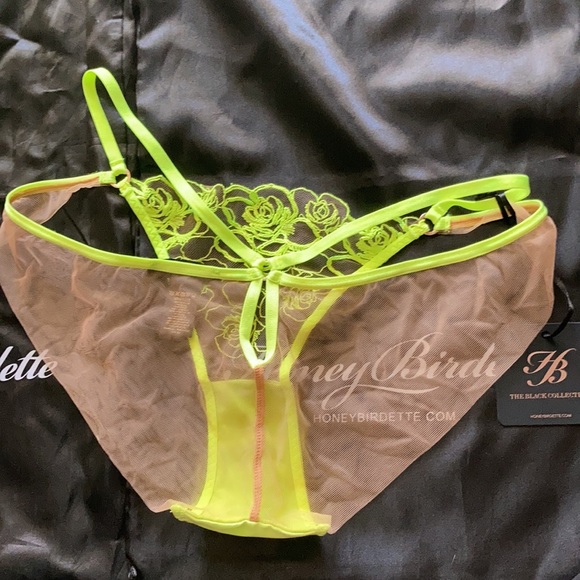 Honey Birdette - Lyndl Set - Picture 3 of 5